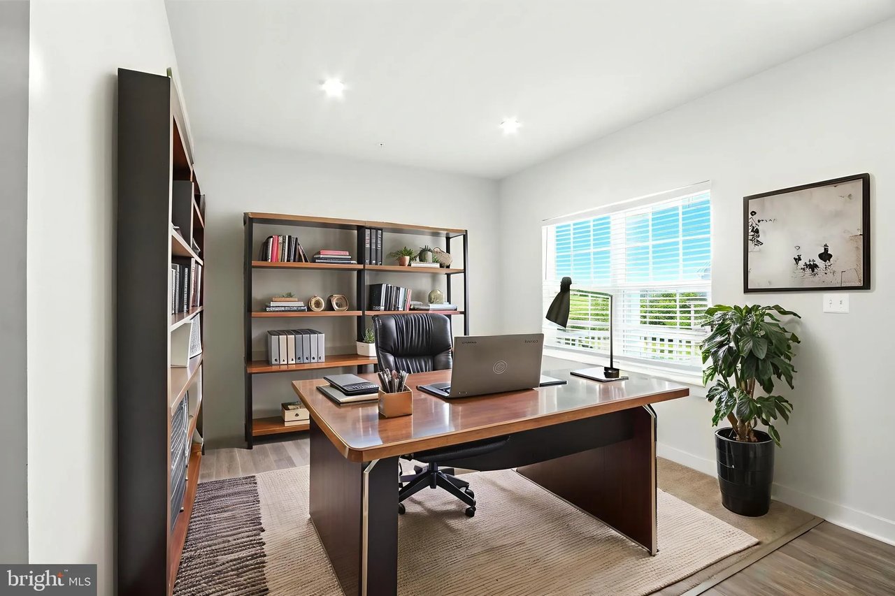 6015 Charles Henry Pl