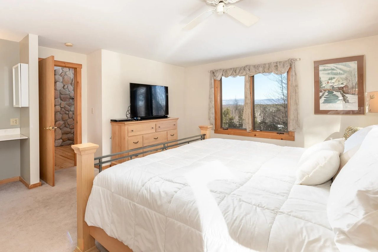 83 Mountain Vista Dr