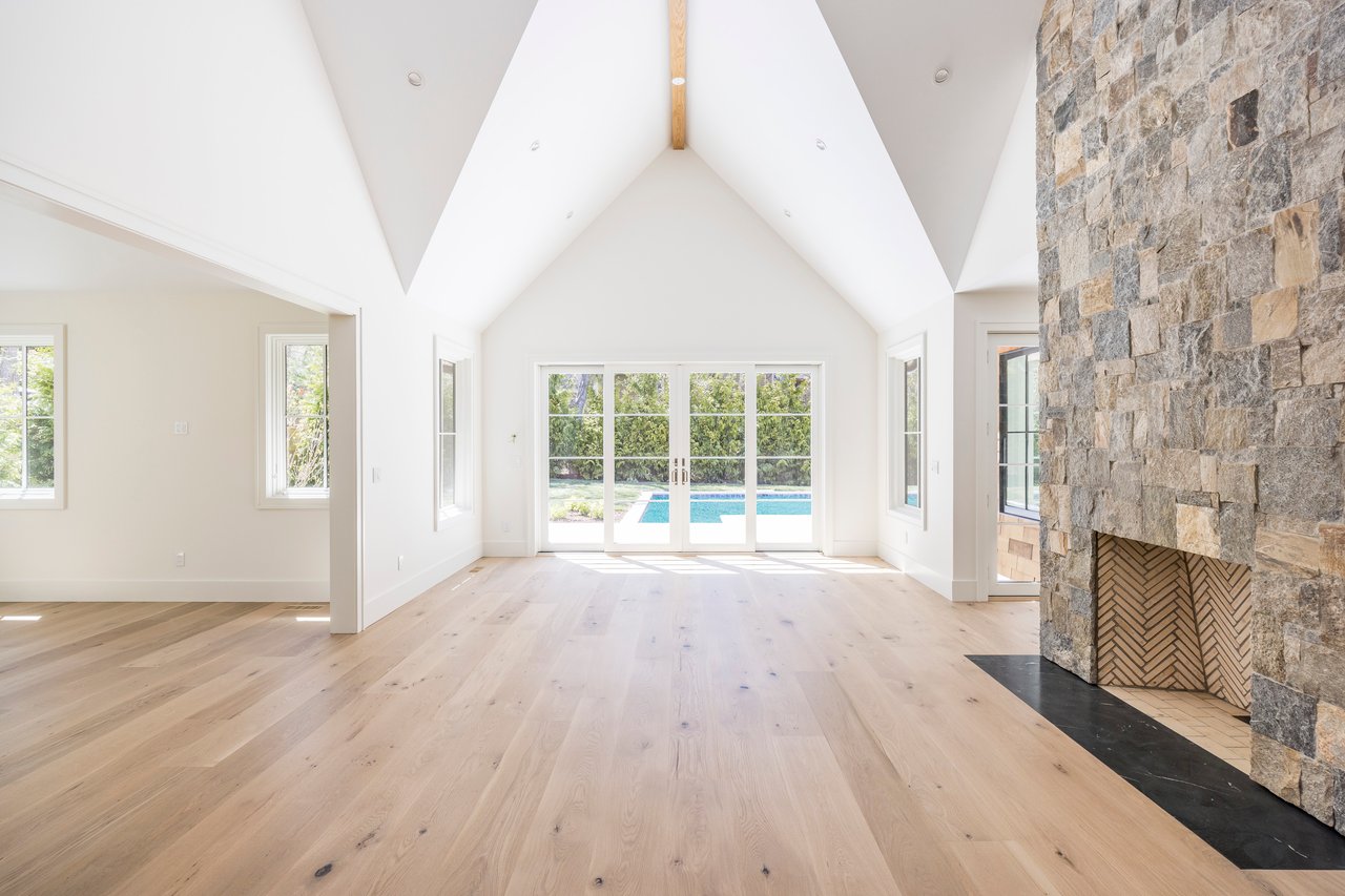 21 Ocean Pkwy, East Hampton