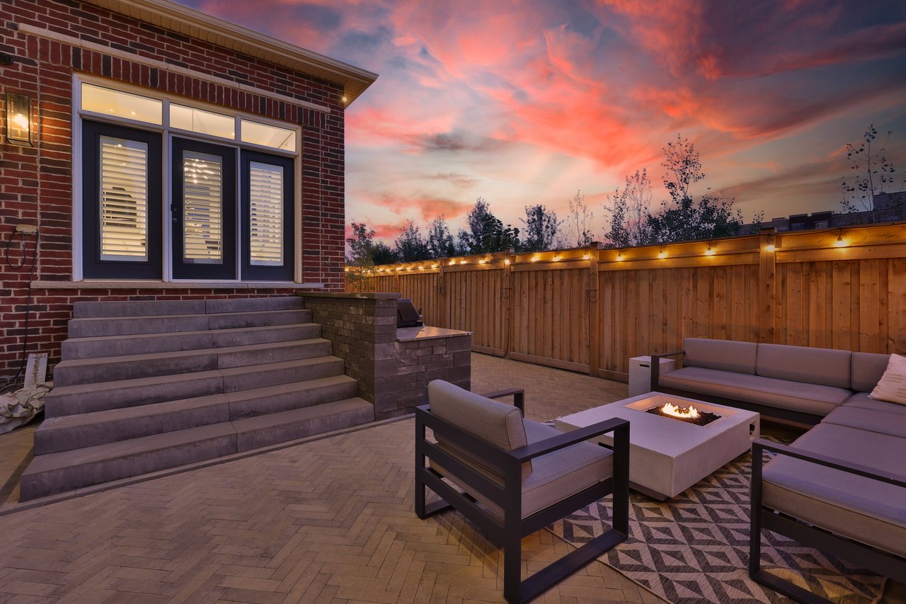 3100 Daniel Way, Oakville