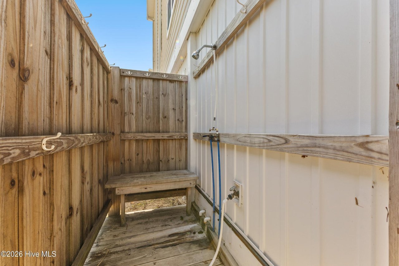 1505 Mackerel Lane #1