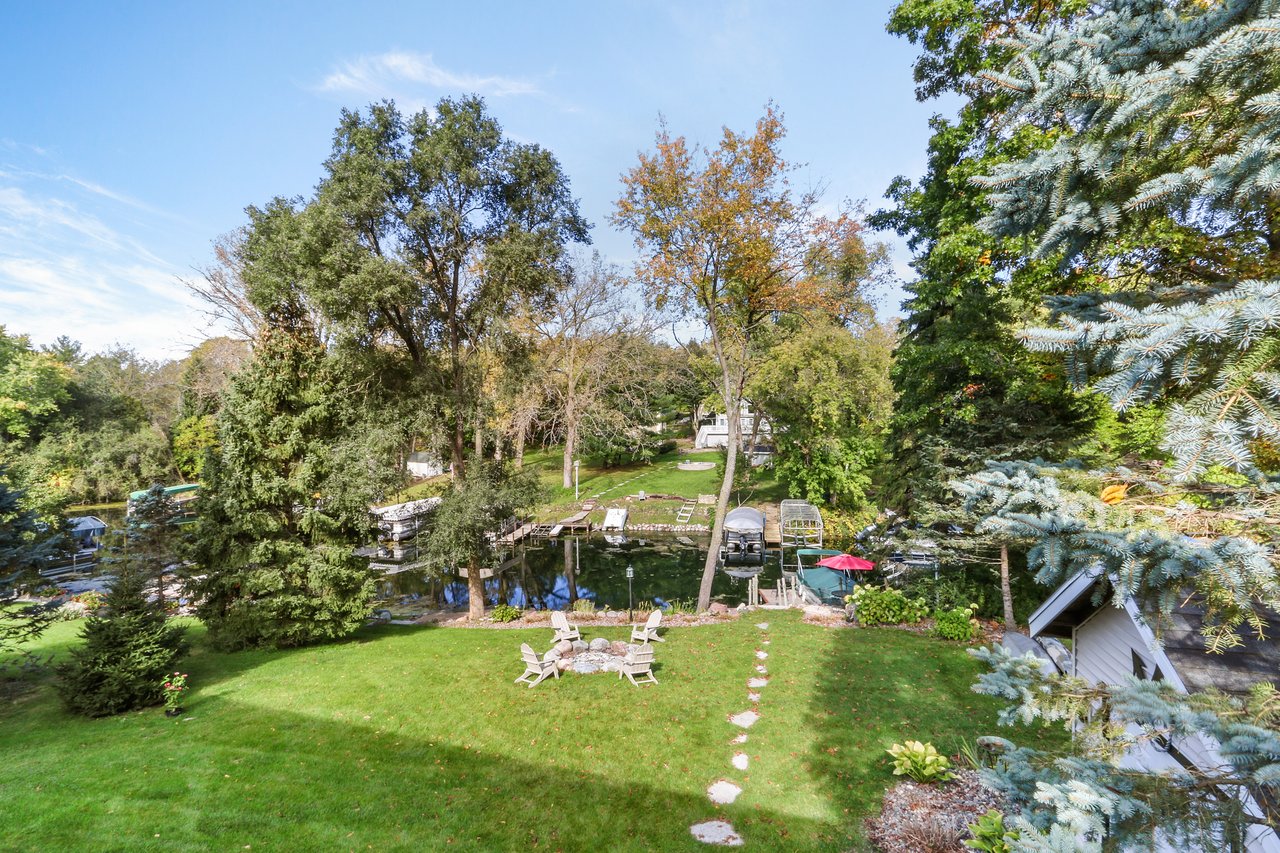 W5866 Bubbling Springs 