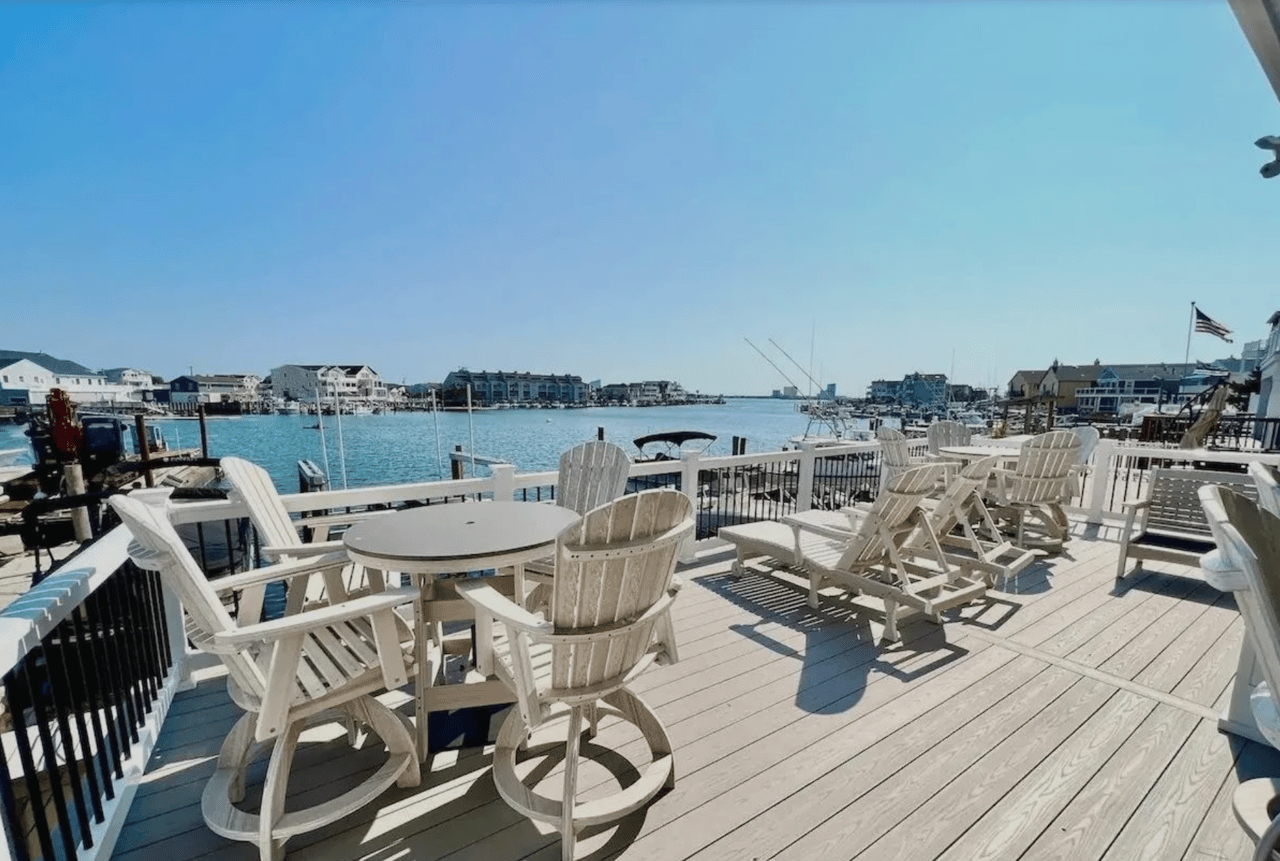 406 W Shore Drive