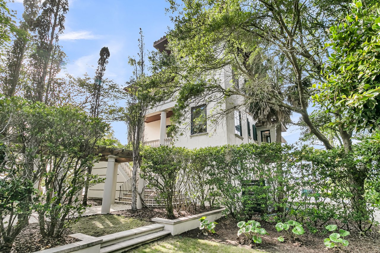24 Seagrass Ln 