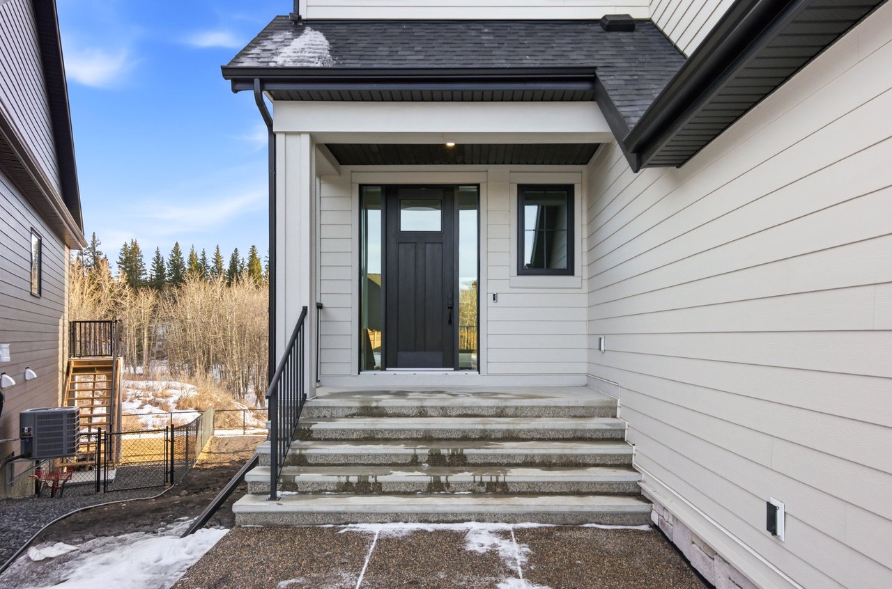 192 Creekstone Hill SW