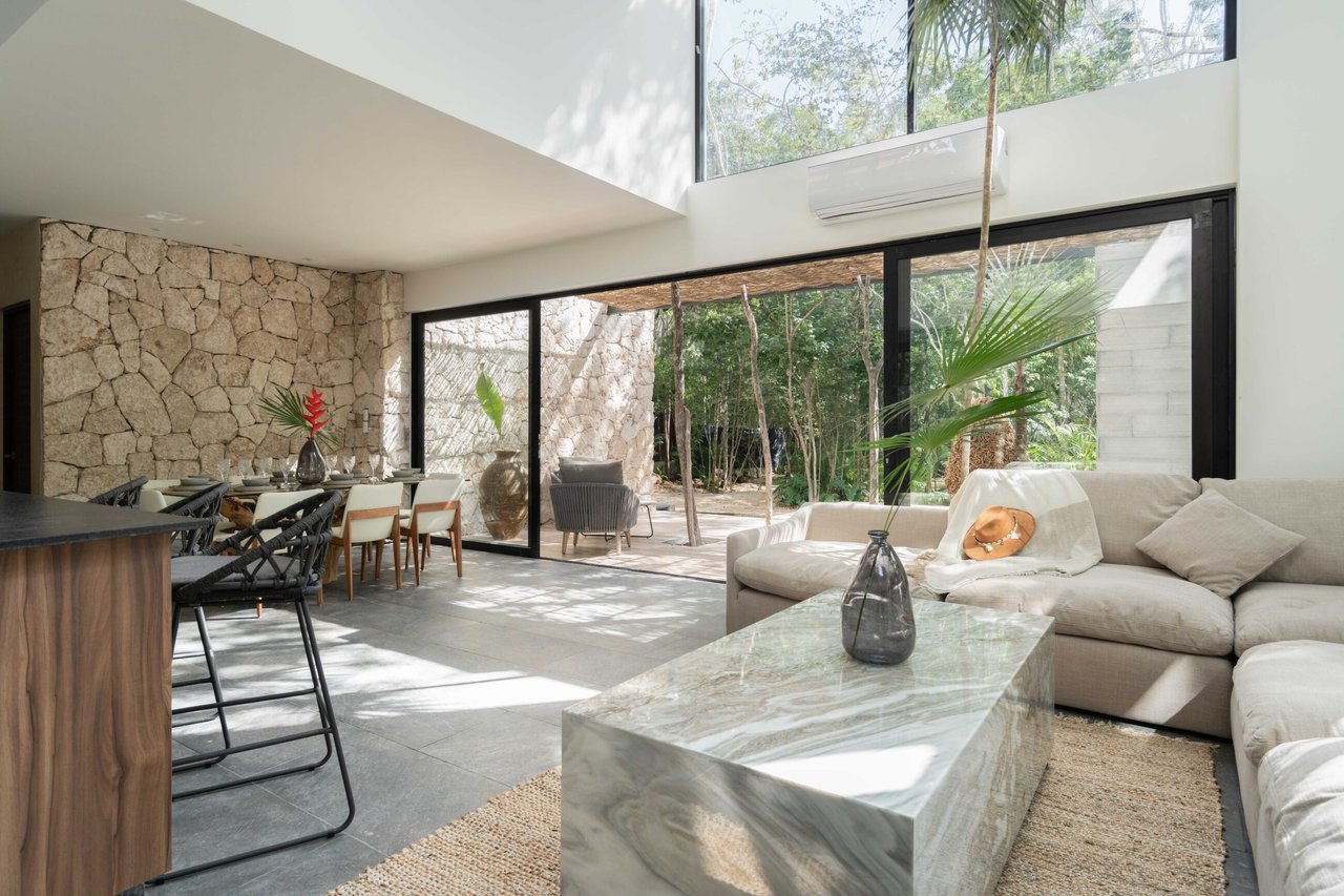 Villa 11  |  4 Bedroom with Large  Pool  in 12 O’Clock Tulum