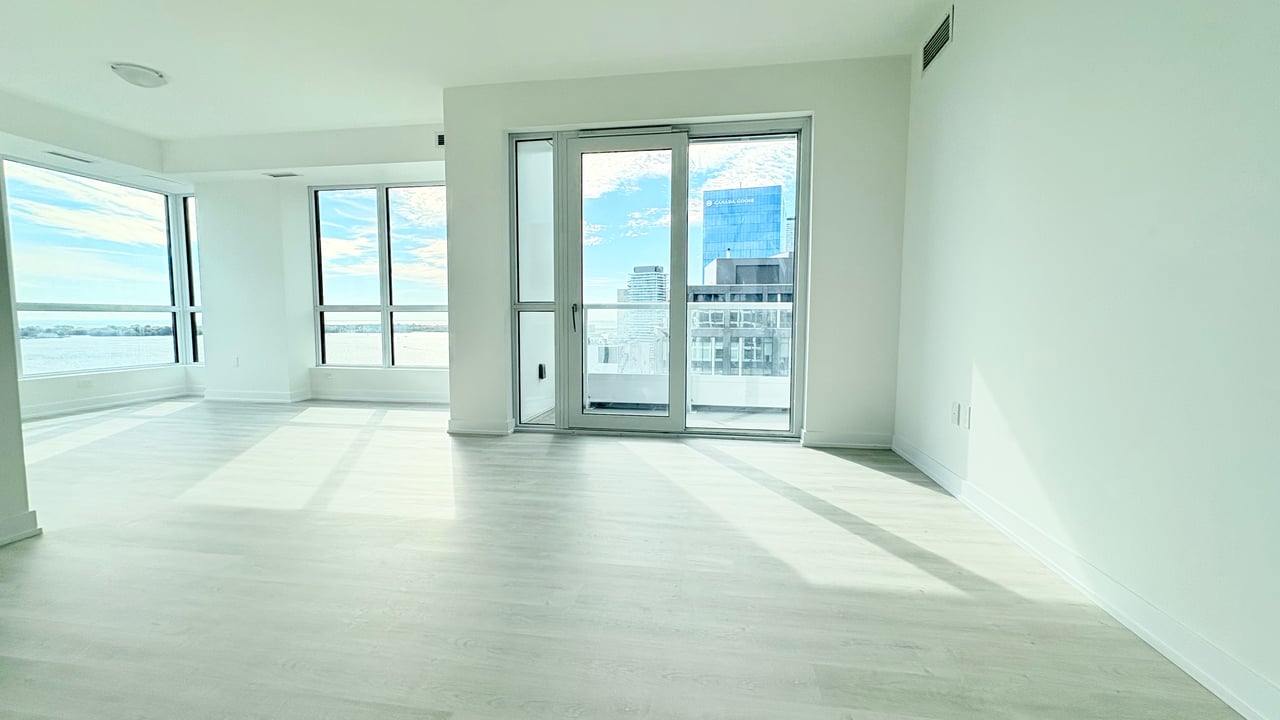 15 Richardson Street Unit: 1814