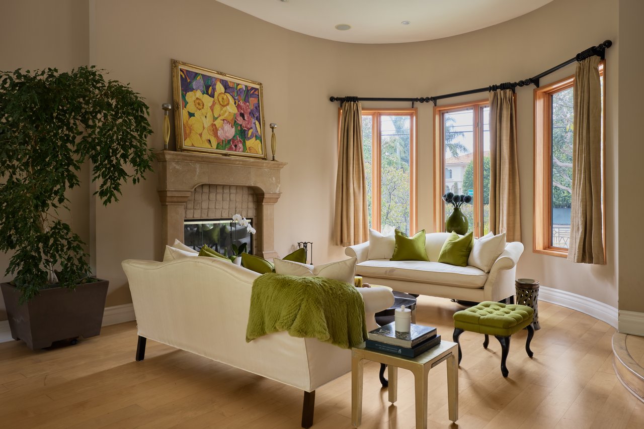 $5.4 Million Contemporary Mediterranean Villa in Los Angeles’ Brentwood