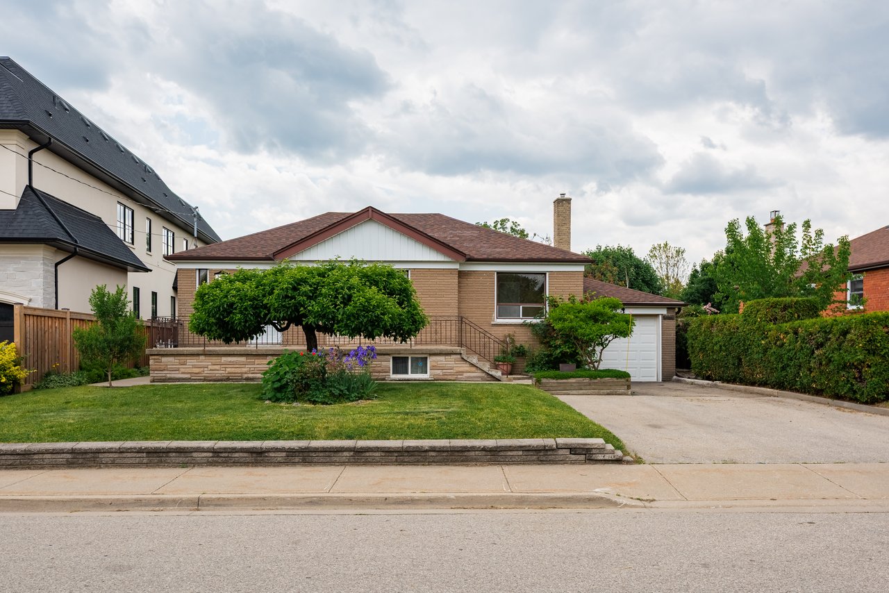 2468 Donnavale Drive