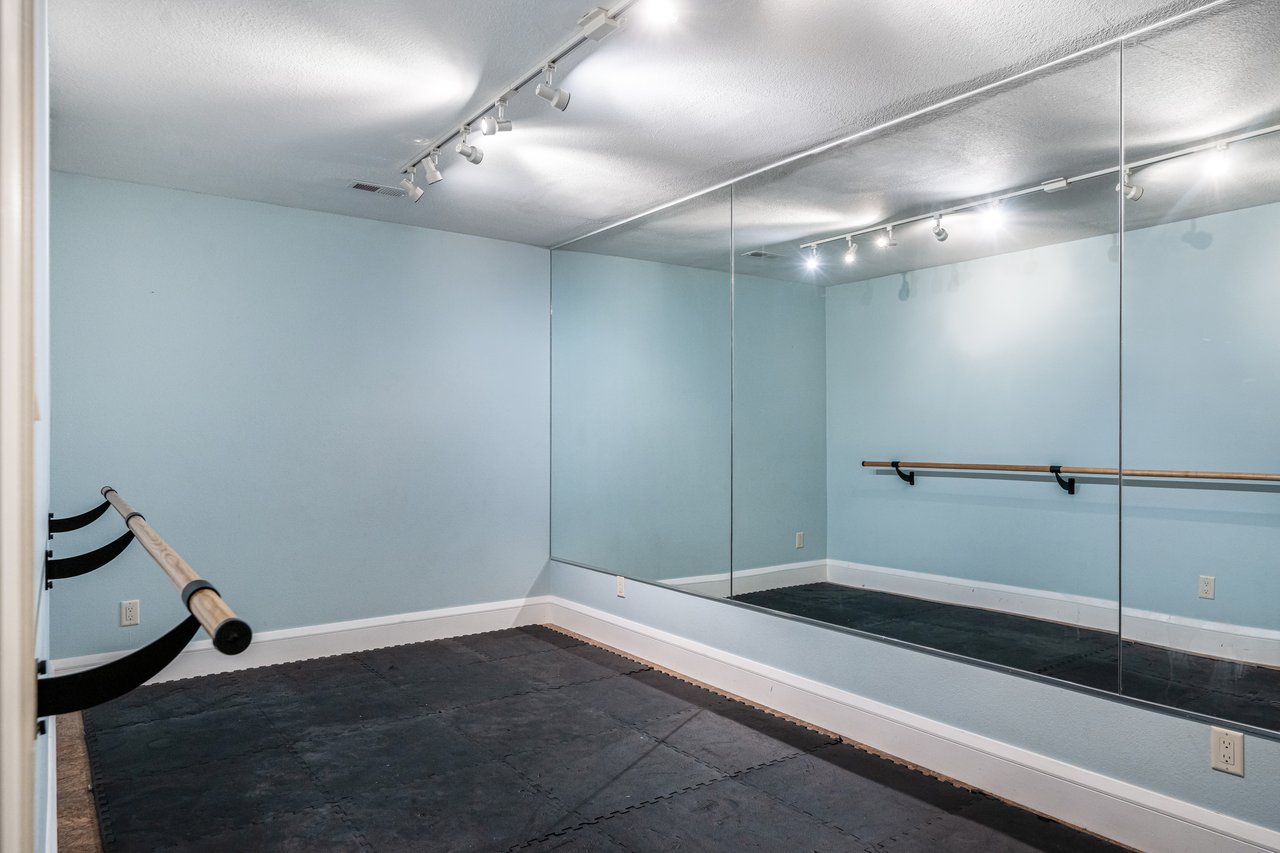 exercise room
