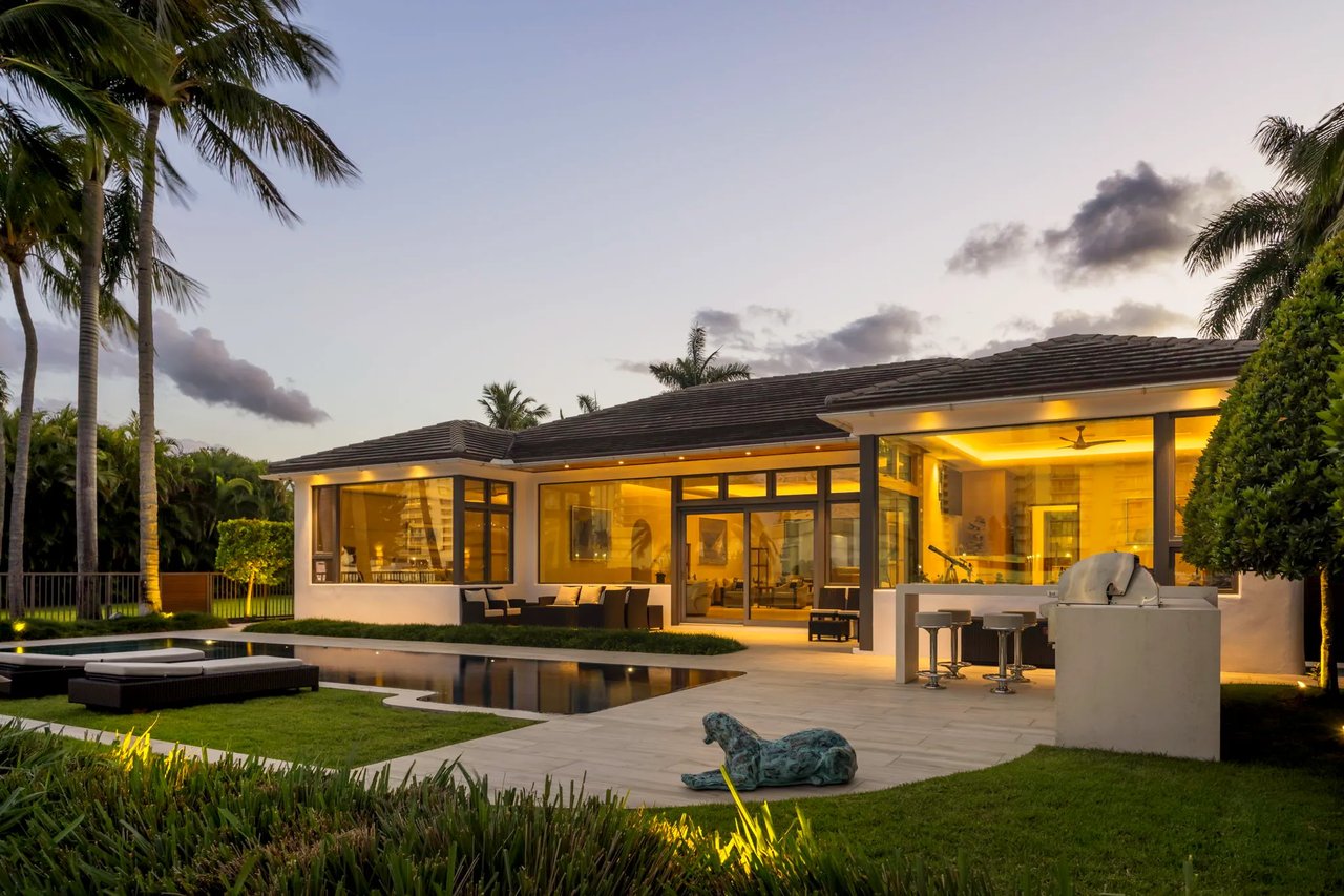 Pine Tree Drive, Miami Beach Waterfront