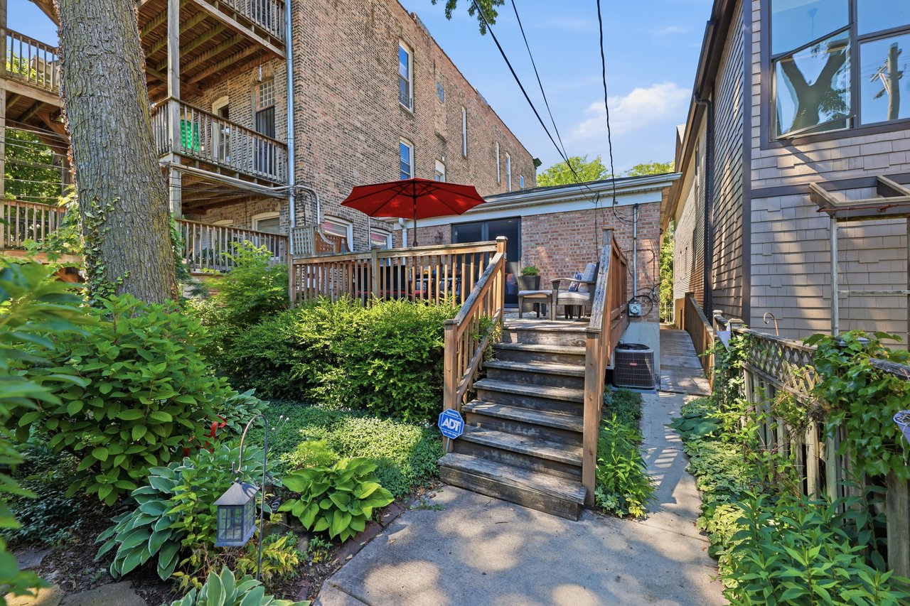 1429 W Huron Street