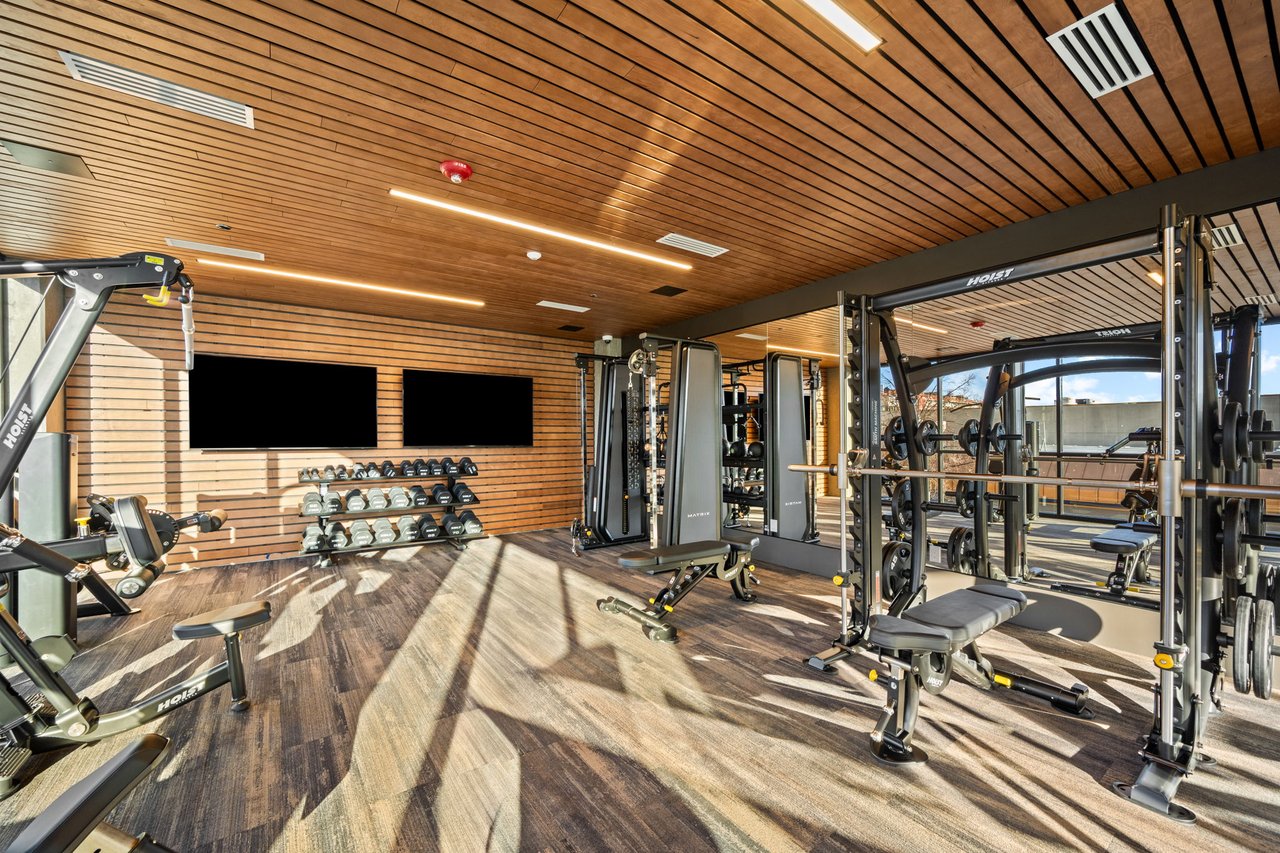 THE THOMAS GEORGE | DOWNTOWN COEUR D' ALENE