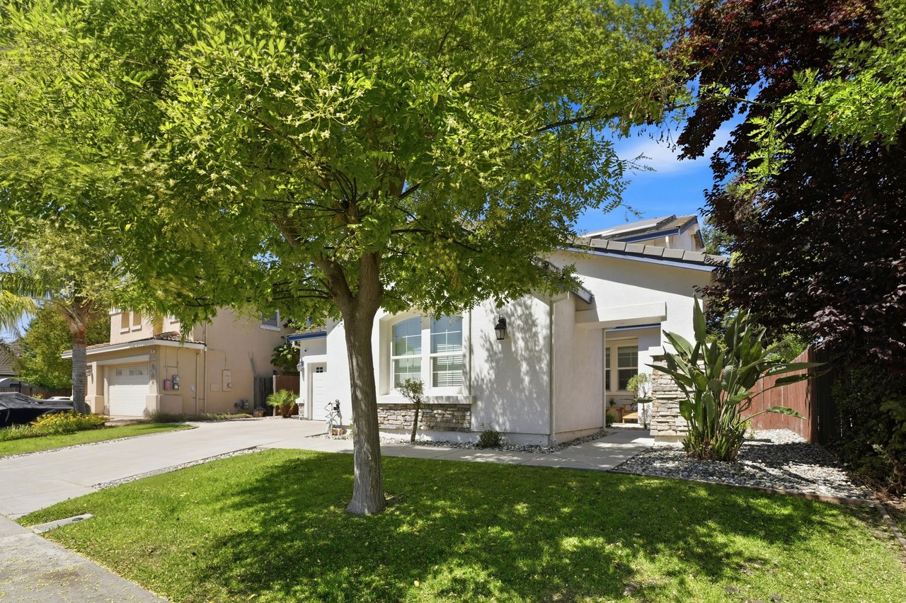 15 Vitruvius Court, Oakley