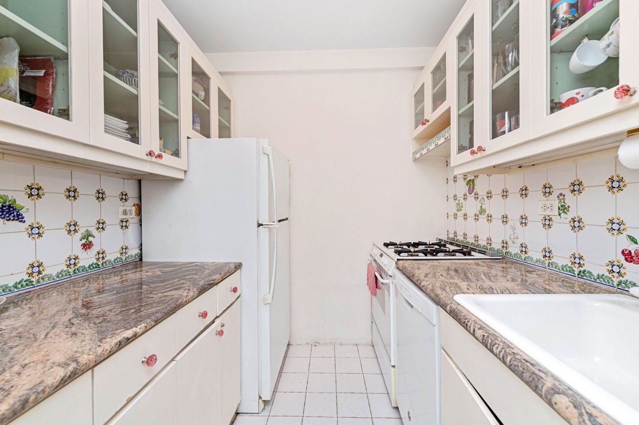 80 East End Avenue Unit: 1a/2a