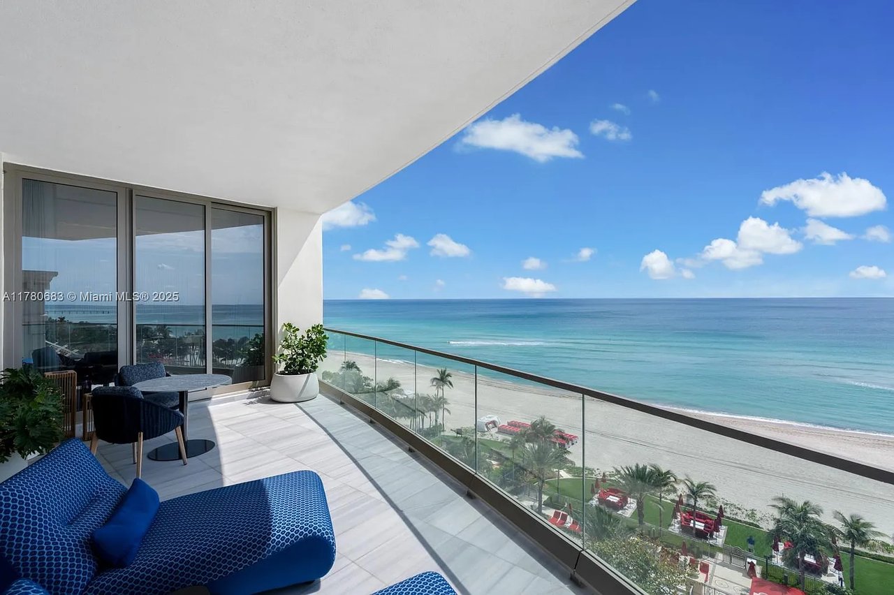 17975 Collins Ave #N701