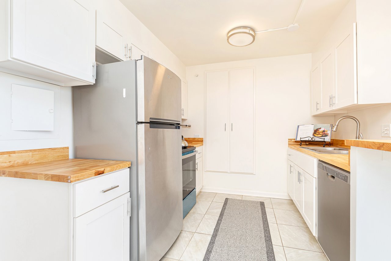 754 Ekela Avenue Unit #904