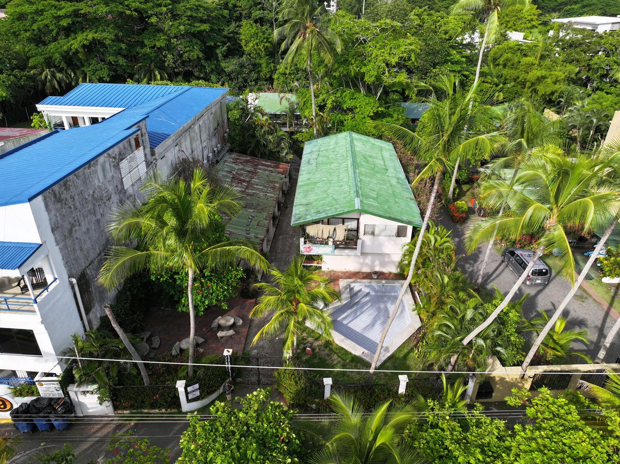 Beachfront Hotel in South Jaco Beach