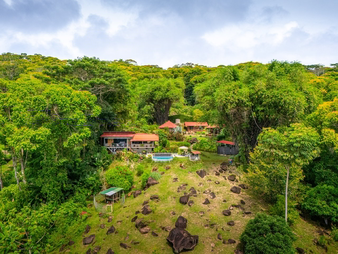 Sueños de Mariposa – A Boutique Paradise in the Hills of Lagunas.  Stunning Views!
