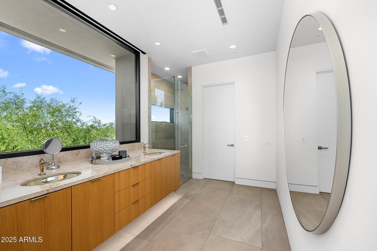 6149 E INDIAN BEND Road