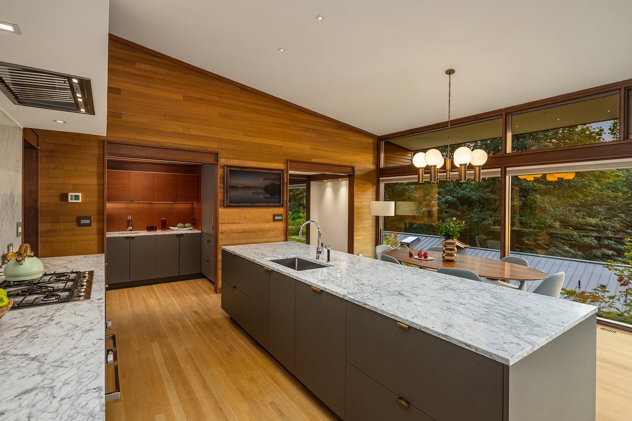 4343 W McLaren Street