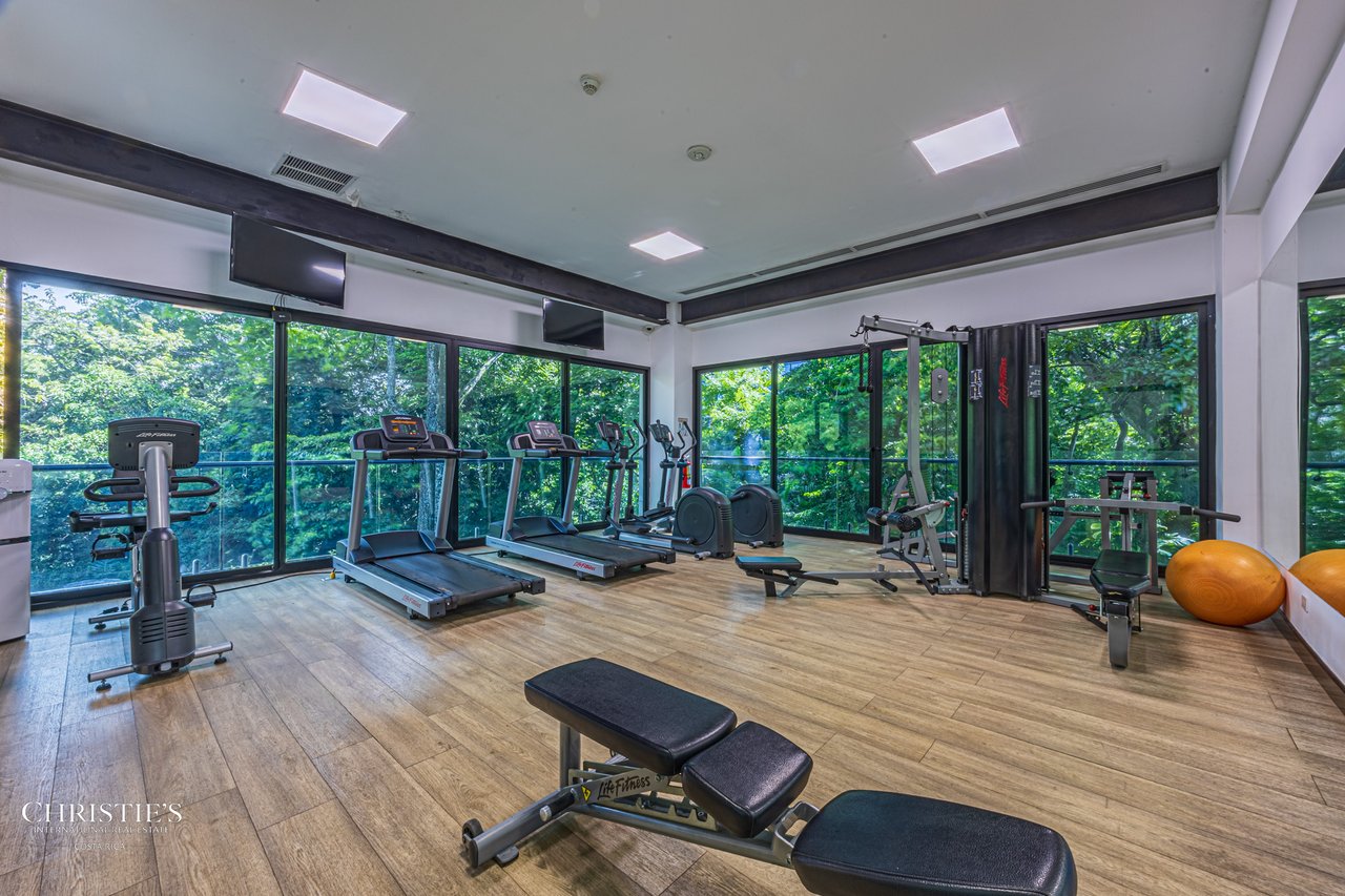 Luxurious Four-Bedroom Condo in the Hills of Escazú   