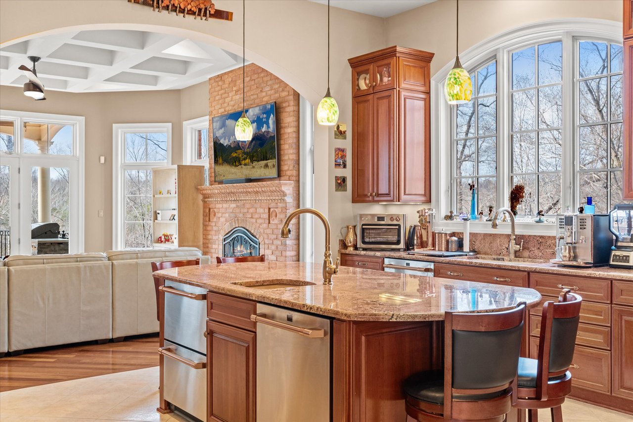 10036 Lake Occoquan Dr