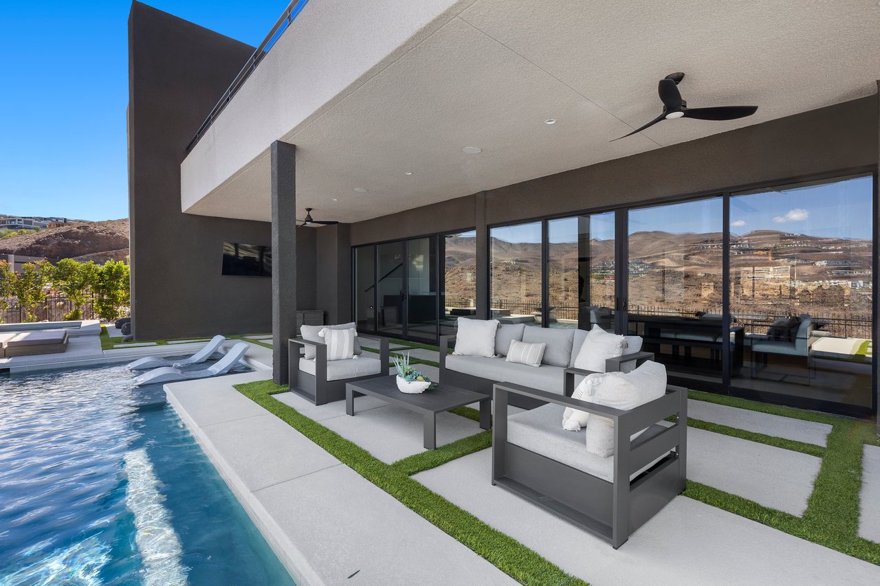 1463 Solitude Ridge Dr