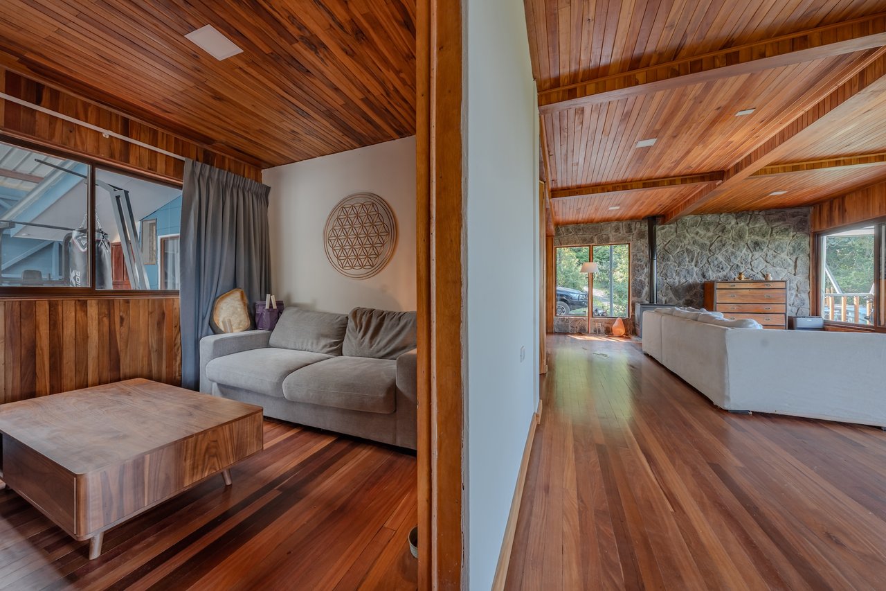 Eco Luxury Estate in Monteverde with Panoramic Gulf Views & Flat Land