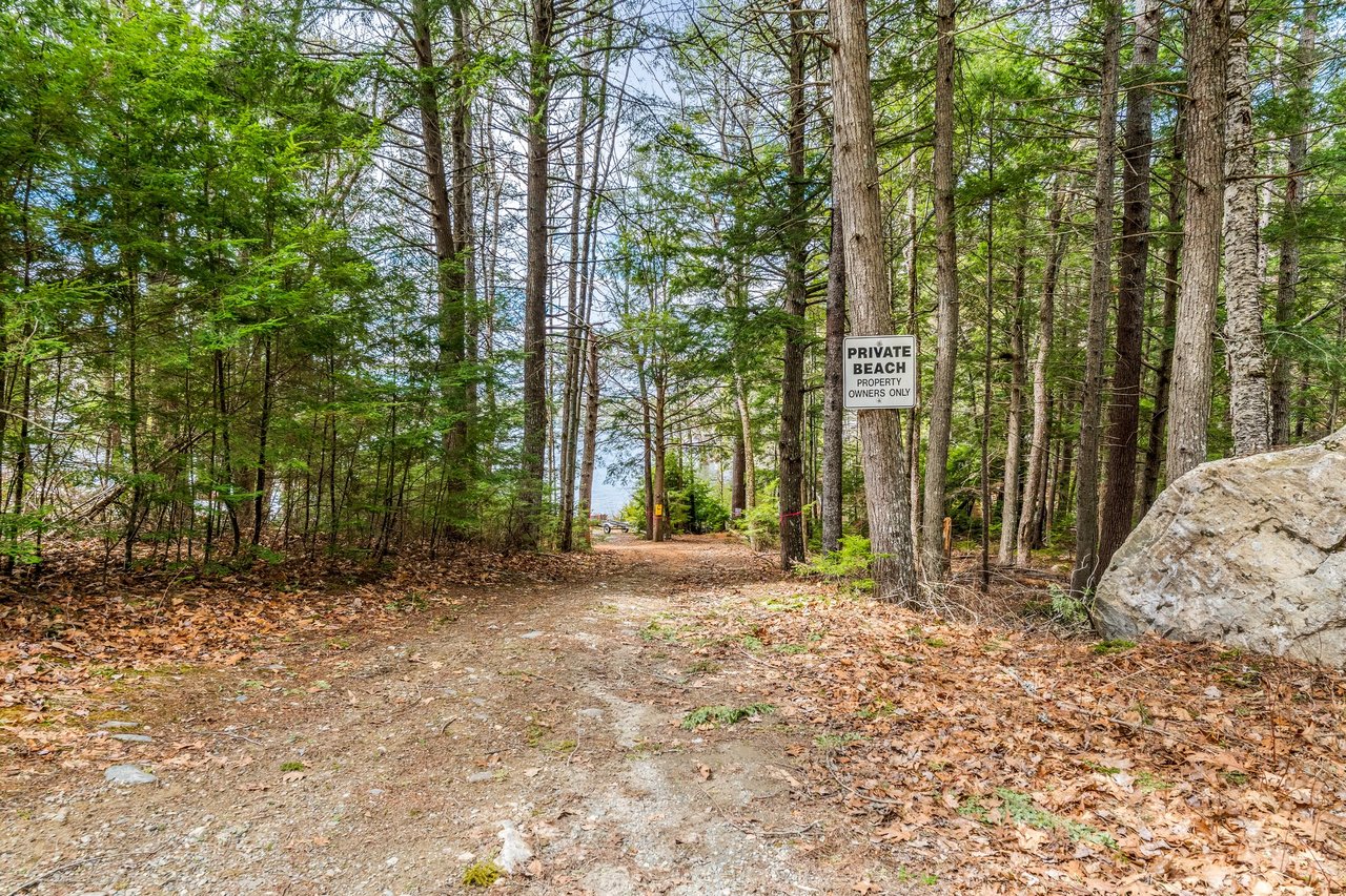 76 Cottage Shore Drive Holden, ME 04429-7003