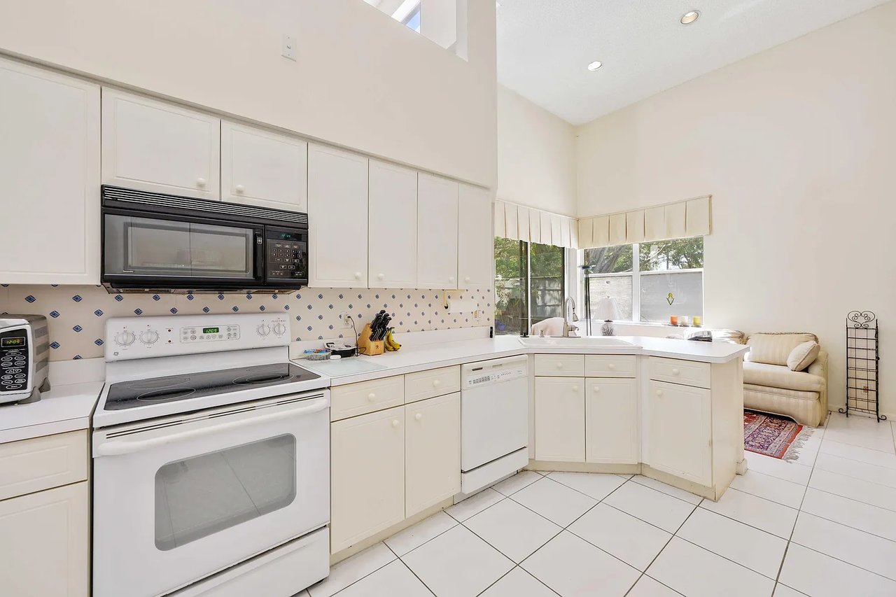 2502 NW 66th Drive