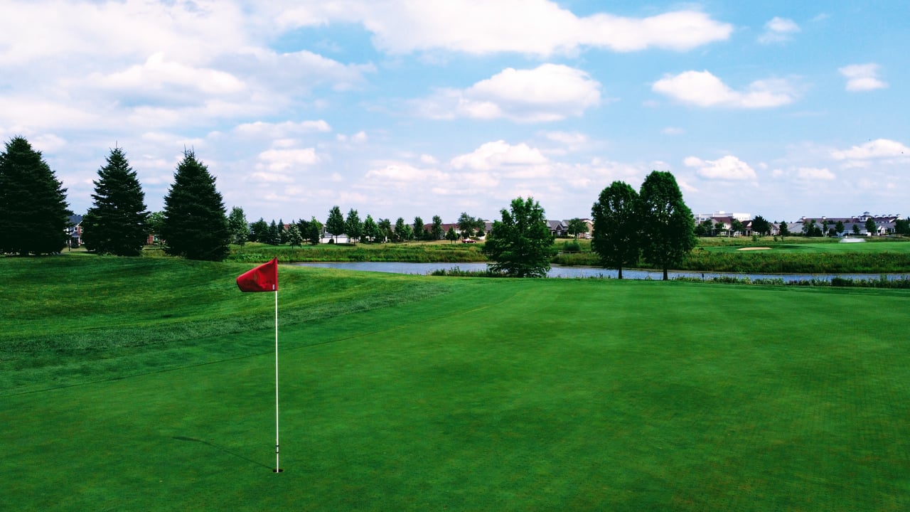 Carillon Club 55+ Naperville Putting Green