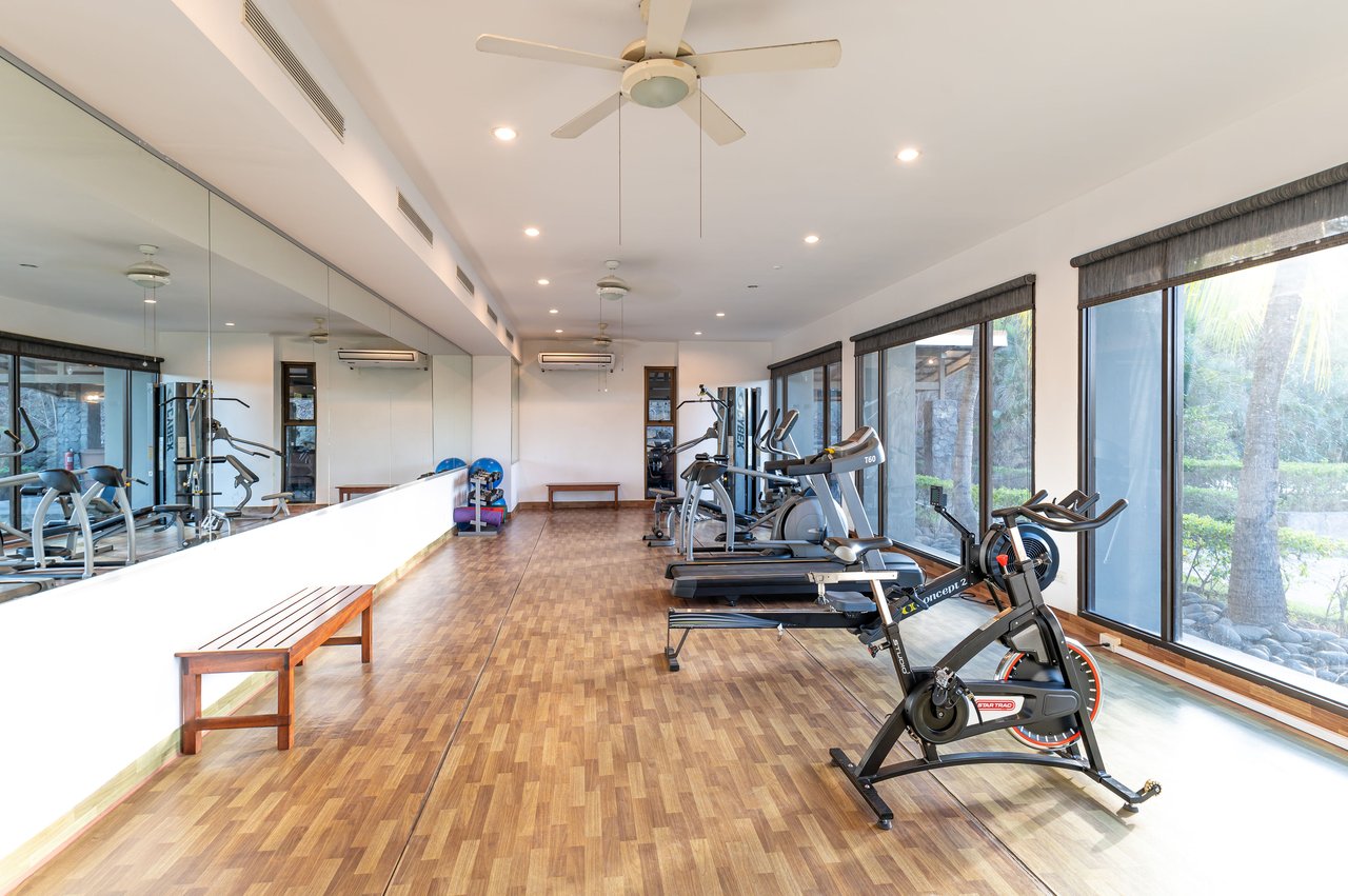 La Perla 113 | Boutique Luxury Condo in the Heart of Tamarindo