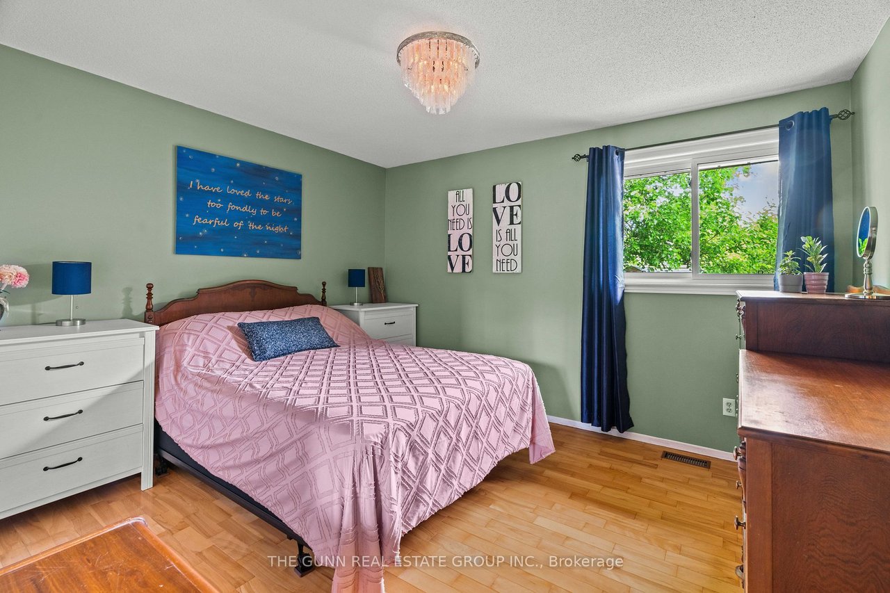 5 Locke Hts