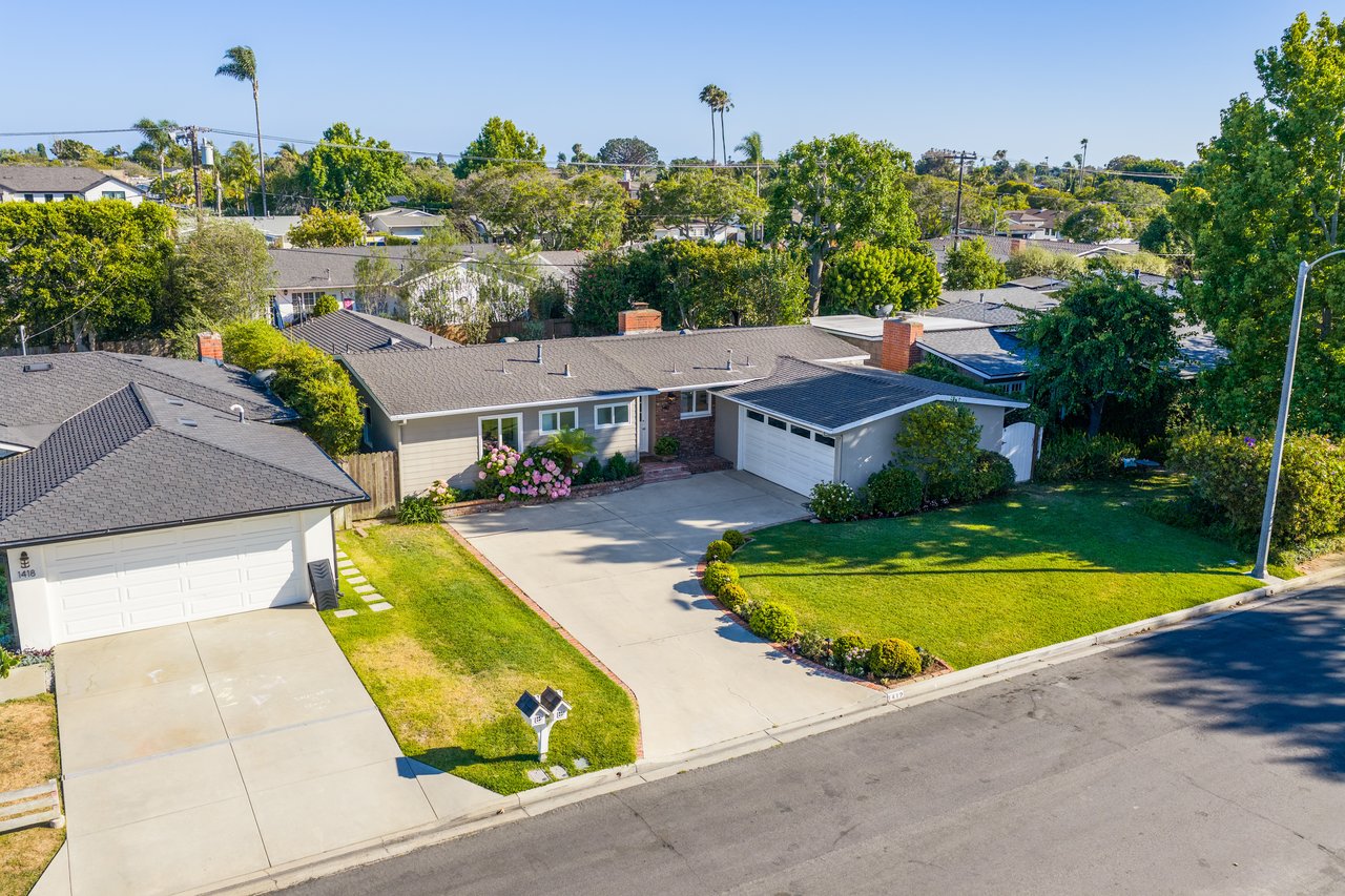 1412 Vivian Lane