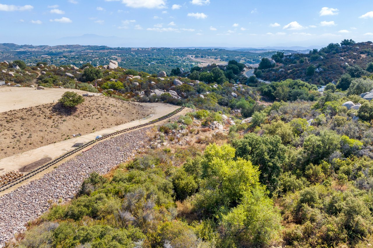 42302 Hacienda Dr.