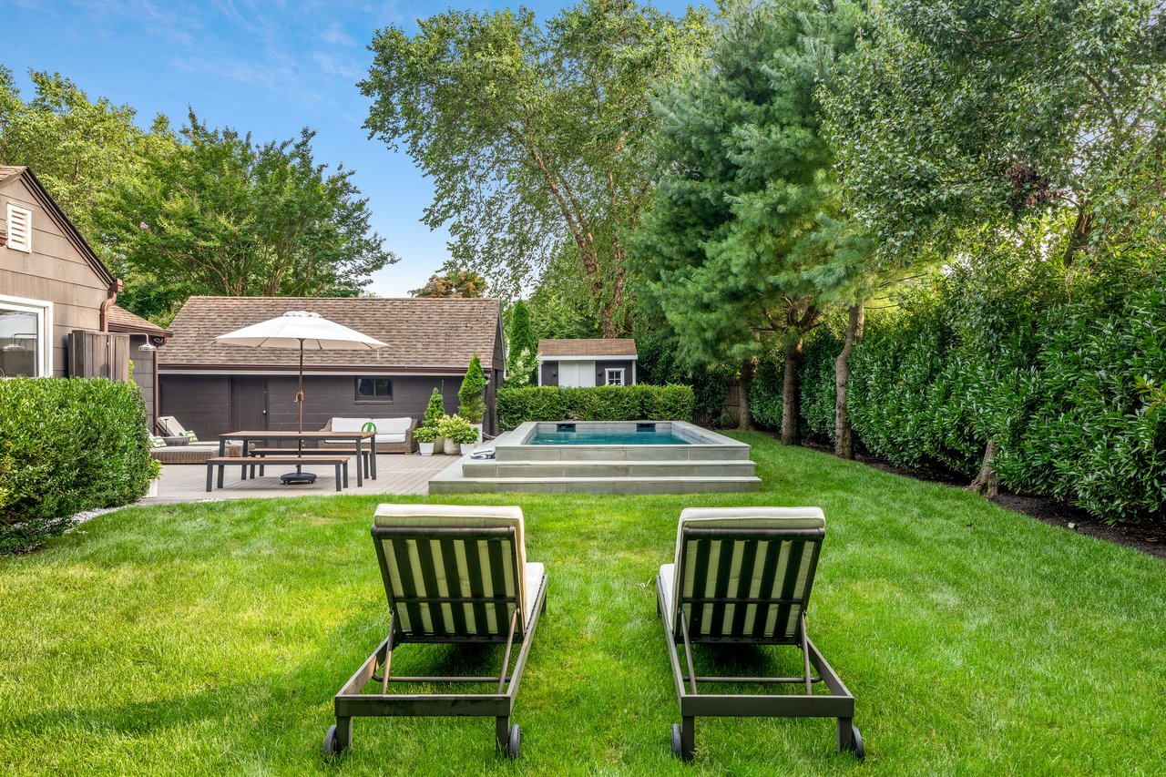 Stylish, Move-In Ready Living in Brookhaven