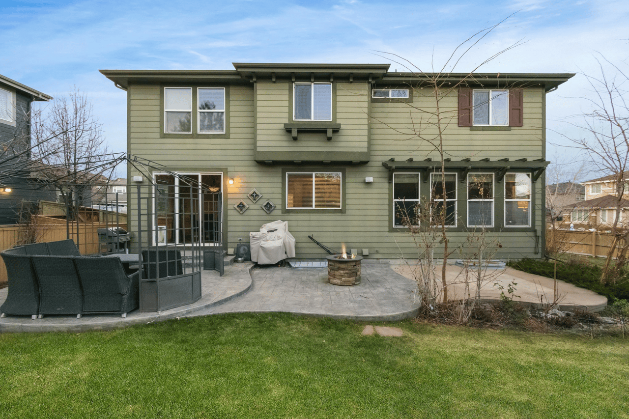 Just Listed: Spectacular Corner Lot in Highlands Ranch