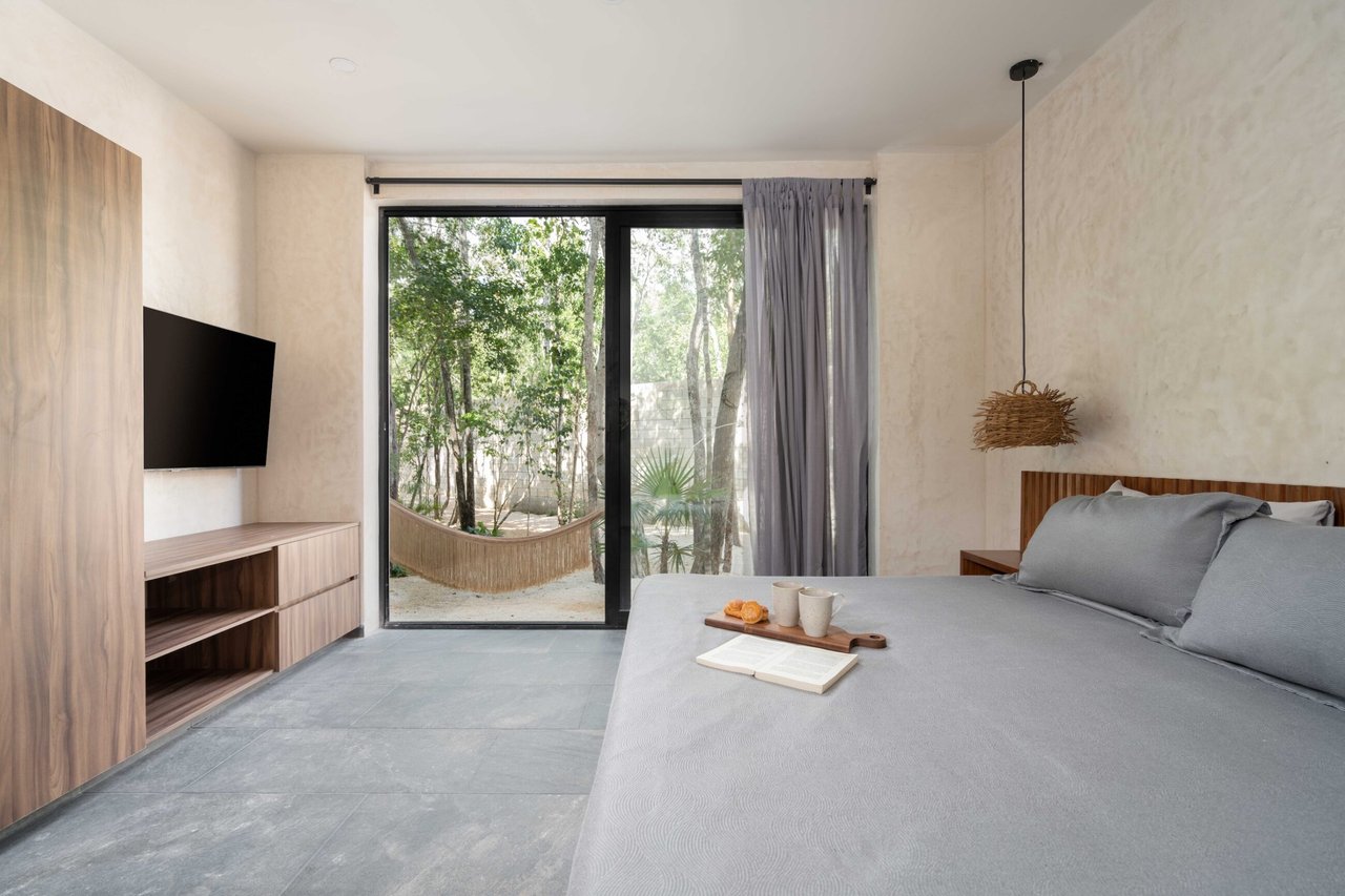 Villa 11  |  4 Bedroom with Large  Pool  in 12 O’Clock Tulum