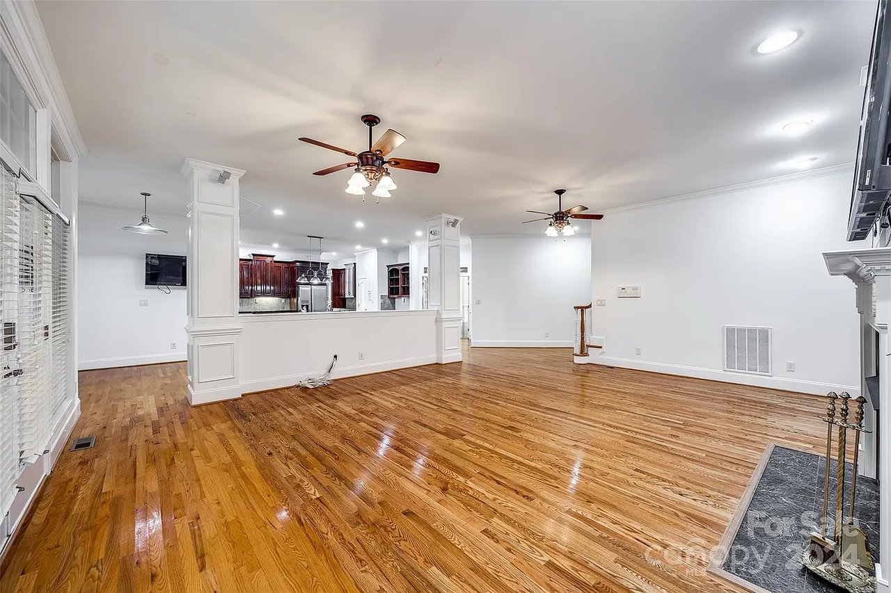 2900 Eppington South Dr