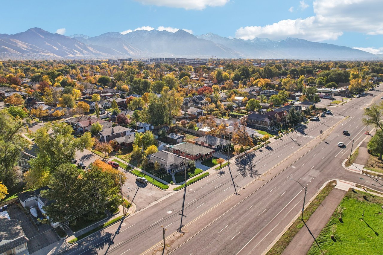 1779 S 700 E
