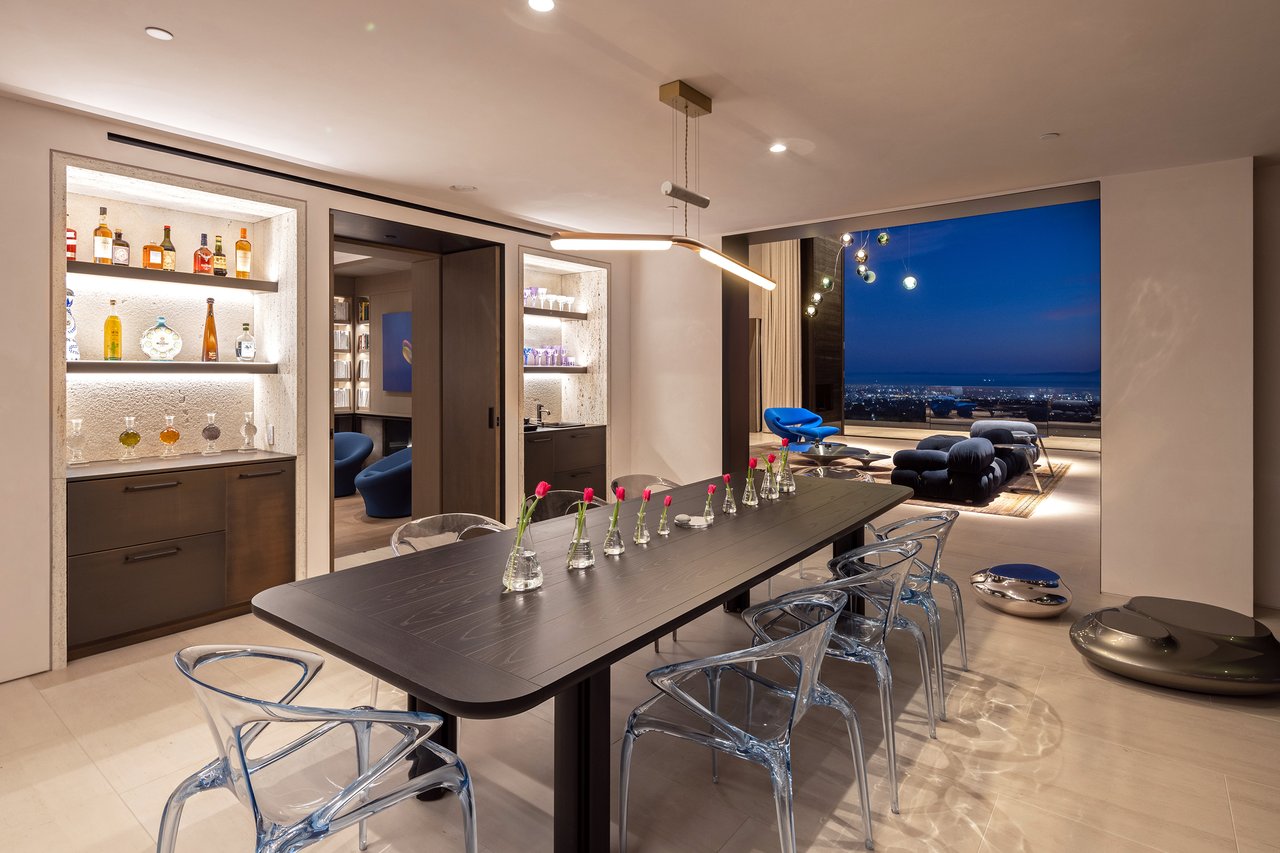 684 Firth Ave, Brentwood