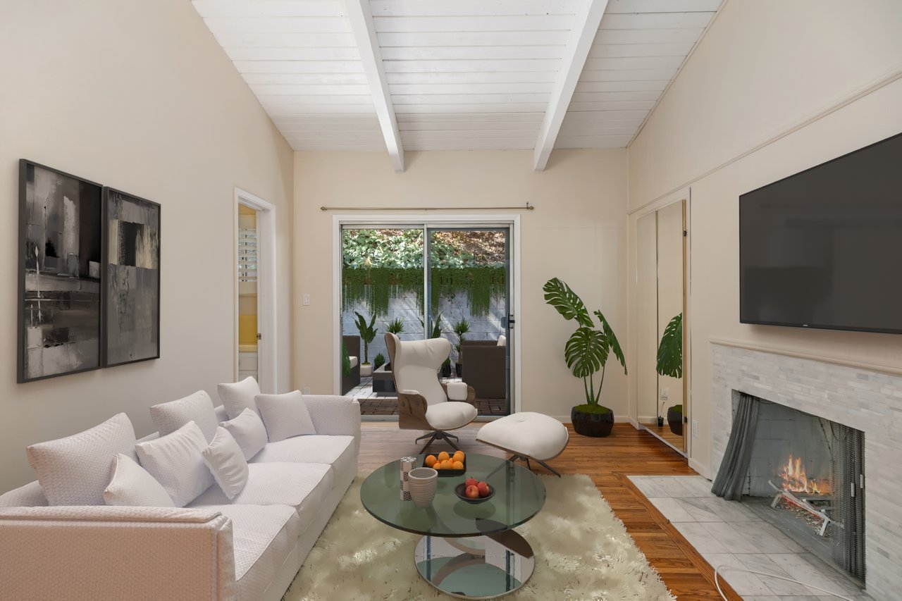 1115 N Beverly Glen Blvd