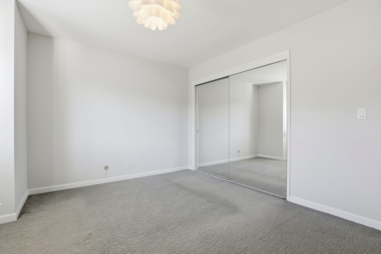 122 Mariner Green Ct