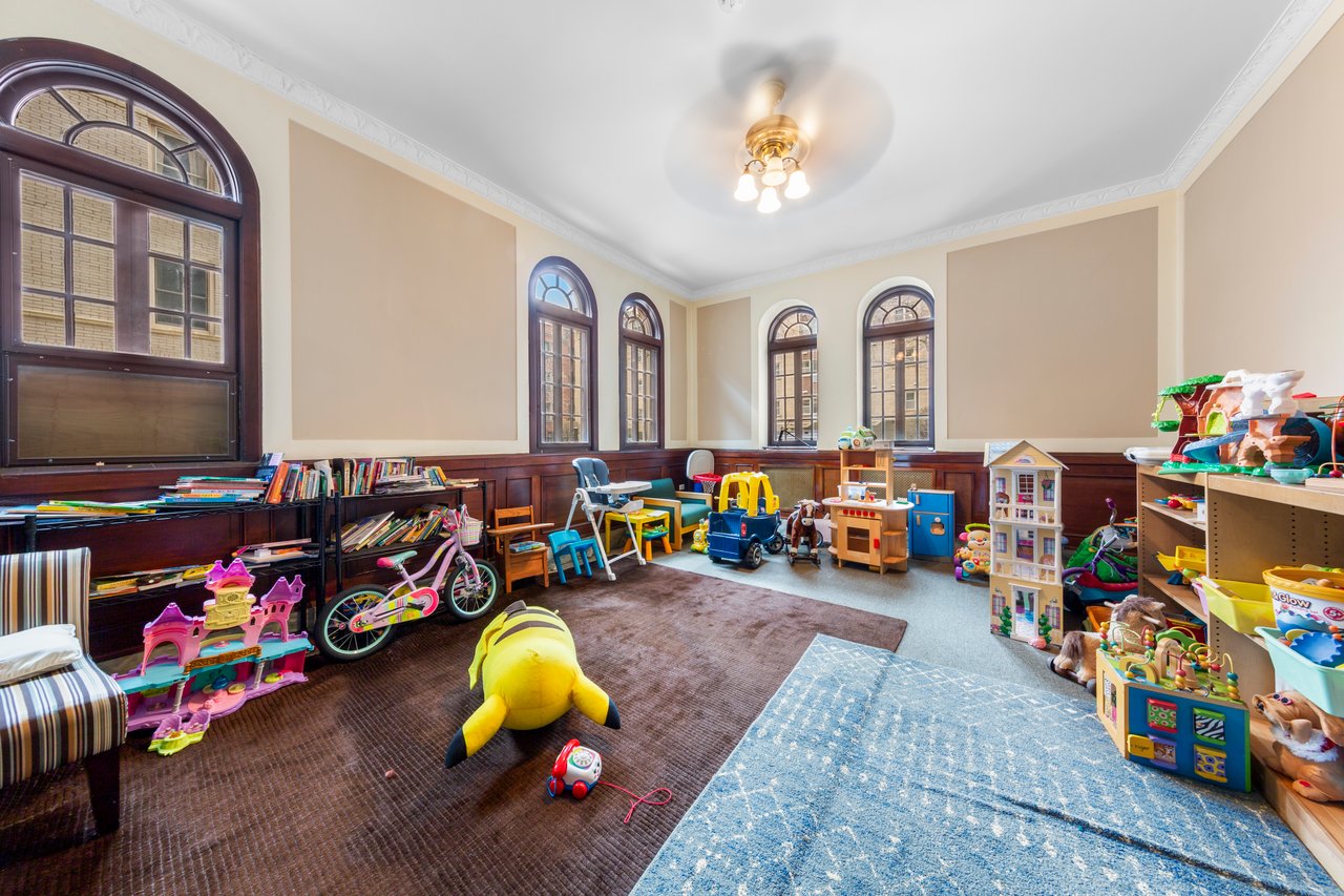 415 W Aldine Ave Unit 2A