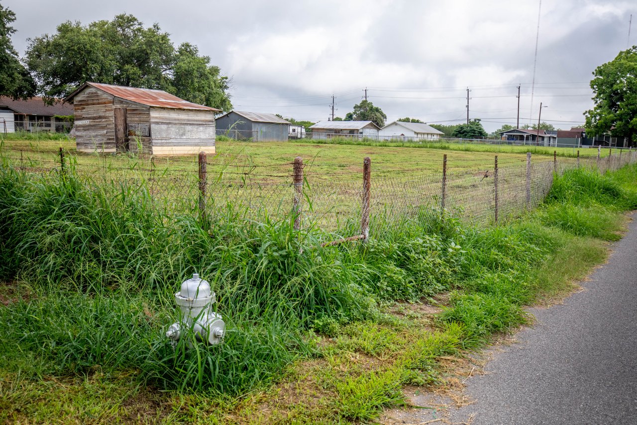 0.43± Acres | 3349 & 3379 Mack Dr | China Grove, Bexar County, TX