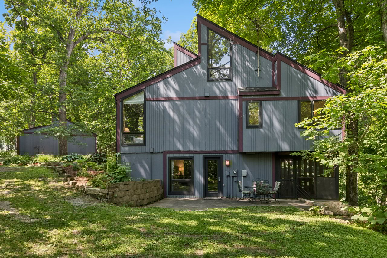 2520 Sugar Bottom Rd NE
