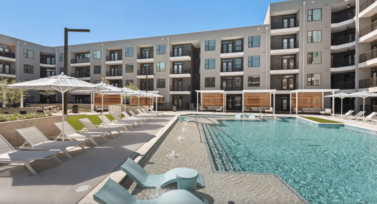 Lease today-Live up to 8 weeks for FREE!