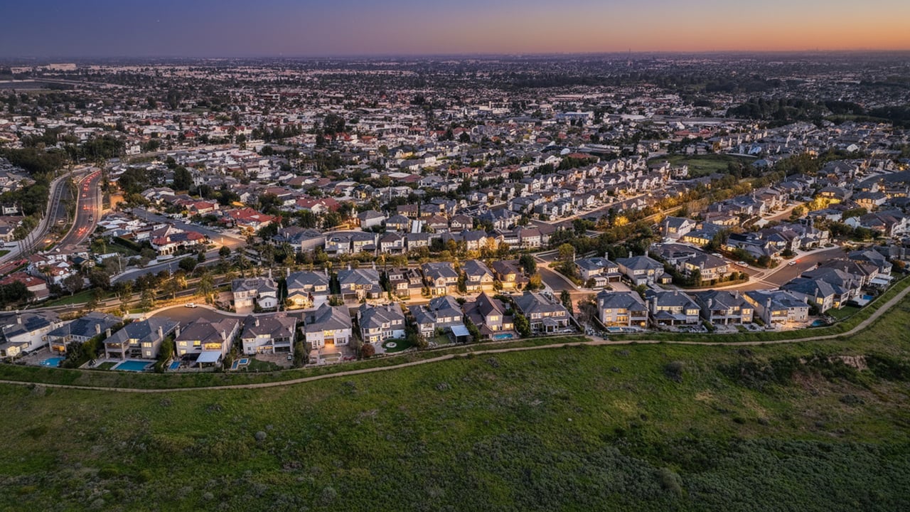 4492 Oceanridge Dr, Huntington Beach