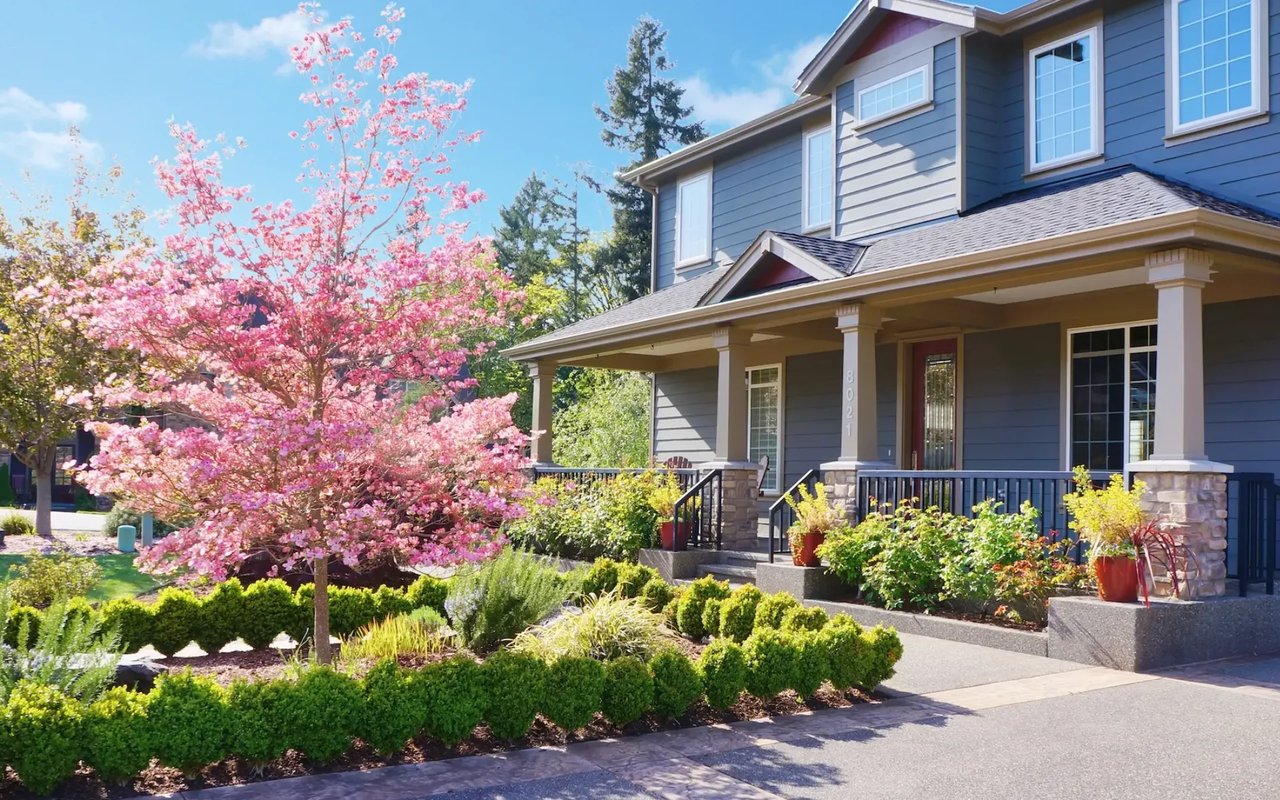10 Budget-Friendly Curb Appeal Upgrades That Help Homes Sell Faster